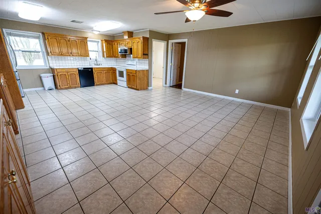 $225,000 | 321 Karen Drive, Lockport, LA 70374