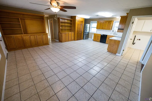 $225,000 | 321 Karen Drive, Lockport, LA 70374