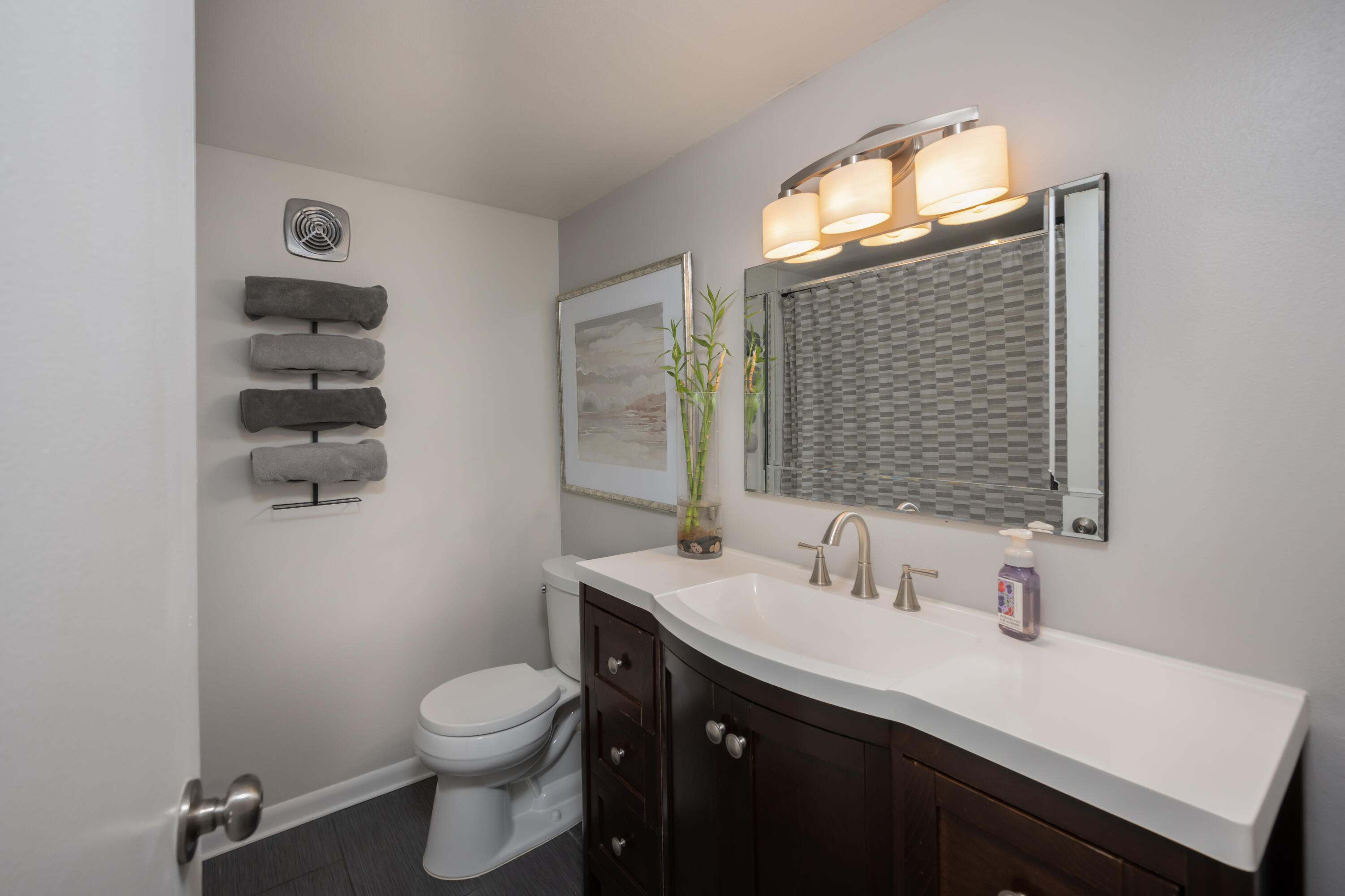 13350 West Bluemound Road, Unit 2 Elm Grove, WI 53122 - Photo 18 of 22 Full bath 2