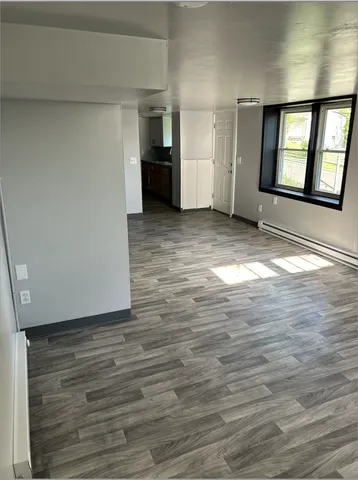 $1,500 | 542 North Hazel Street, Unit 1, St. Paul, MN 55119