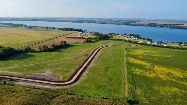 $74,900 | Lot 4 Oak Creek Circle, Big Stone City, SD 57216