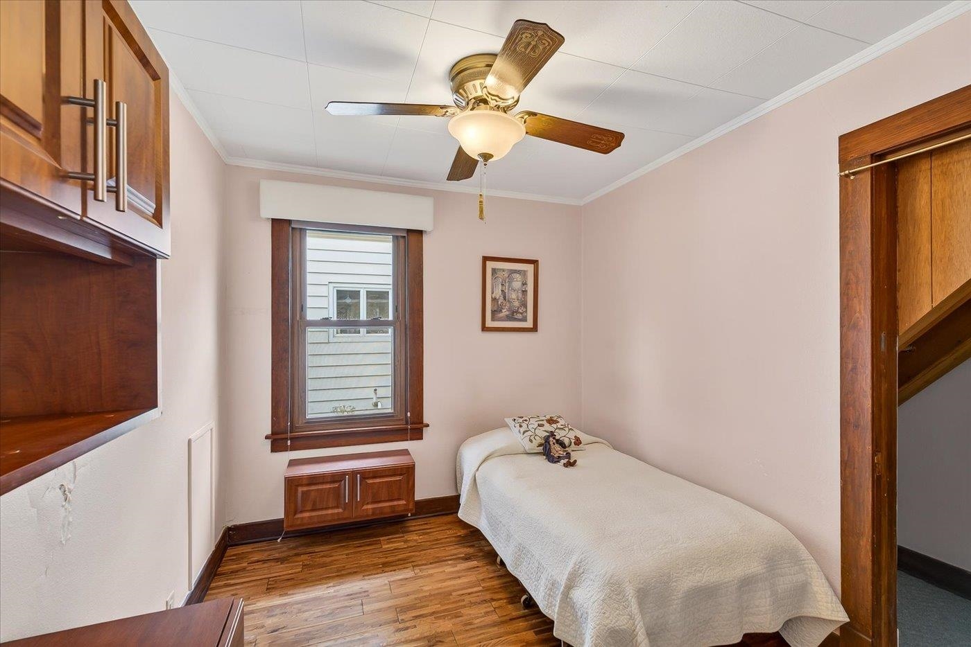 1104 Lawrence Street Madison, WI 53715 - Photo 13 of 41