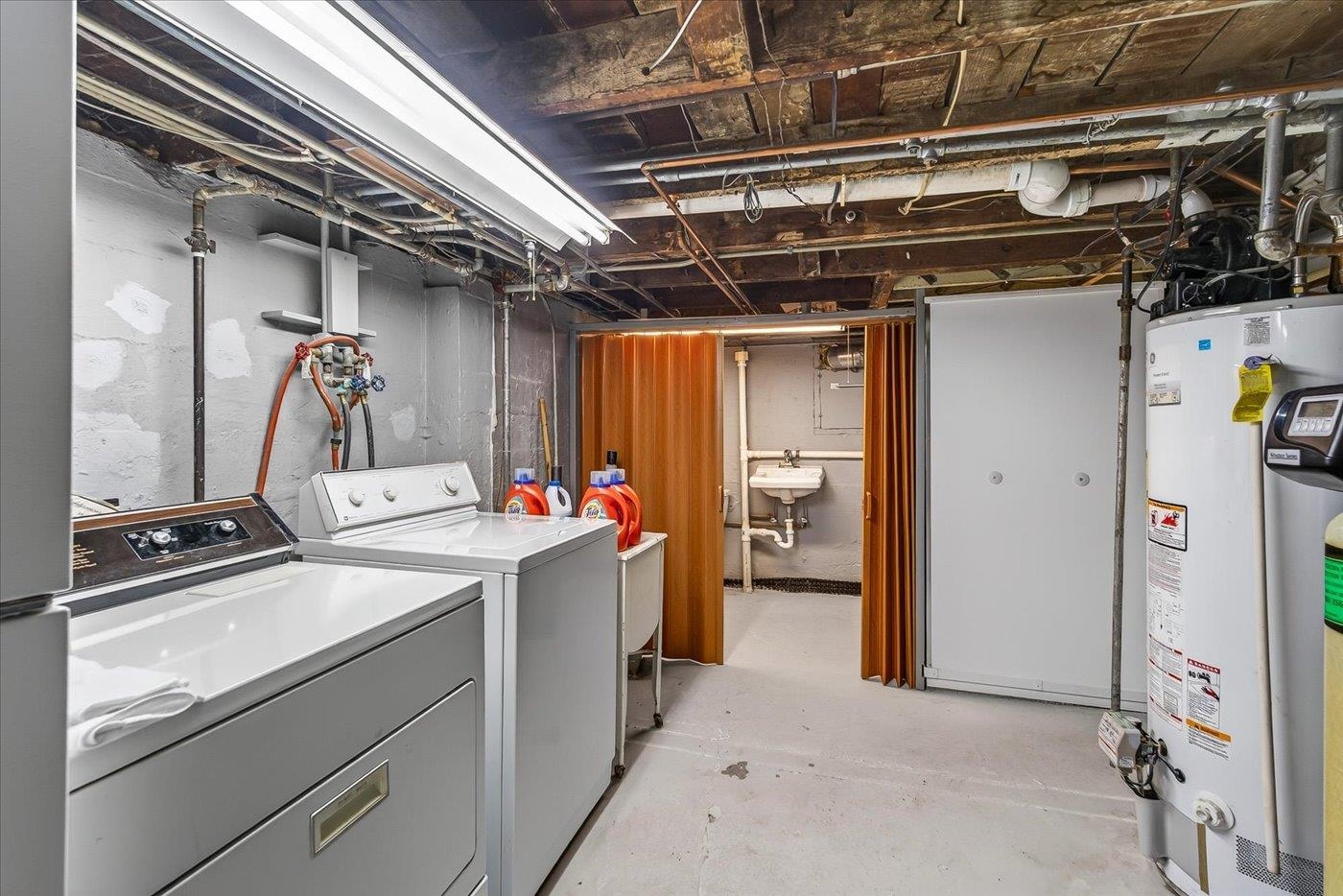 1104 Lawrence Street Madison, WI 53715 - Photo 40 of 41