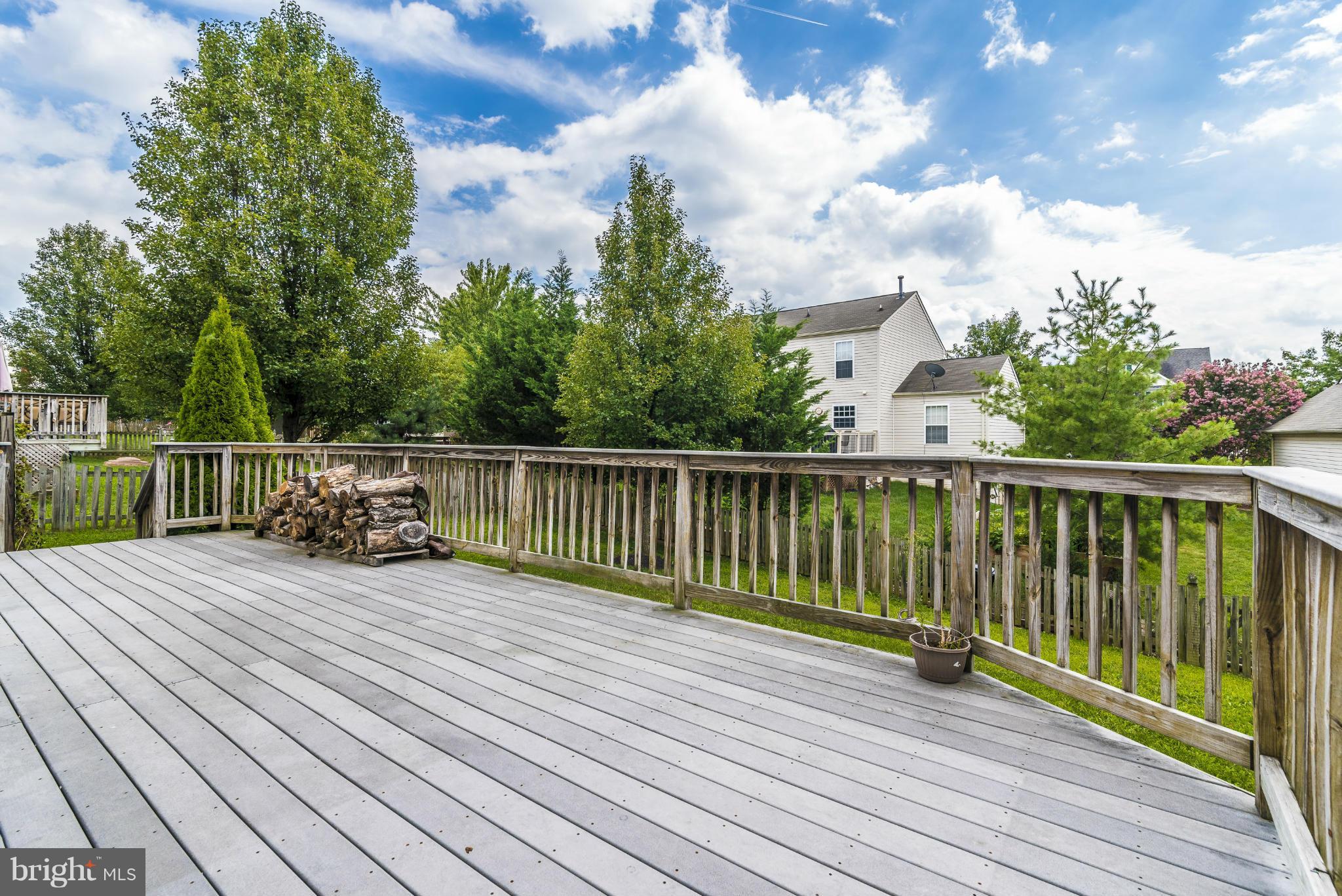 1208 Crossbow Road Mount Airy, MD 21771 - Photo 27 of 30 Deck off Kitchen