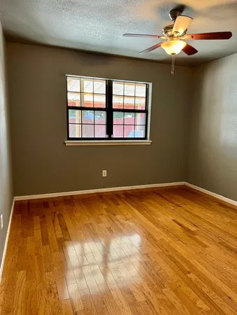 $1,595 | 5722 2nd Place, Lubbock, TX 79416