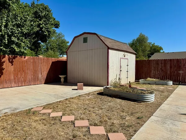 $1,595 | 5722 2nd Place, Lubbock, TX 79416