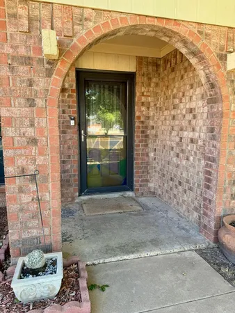 $1,595 | 5722 2nd Place, Lubbock, TX 79416