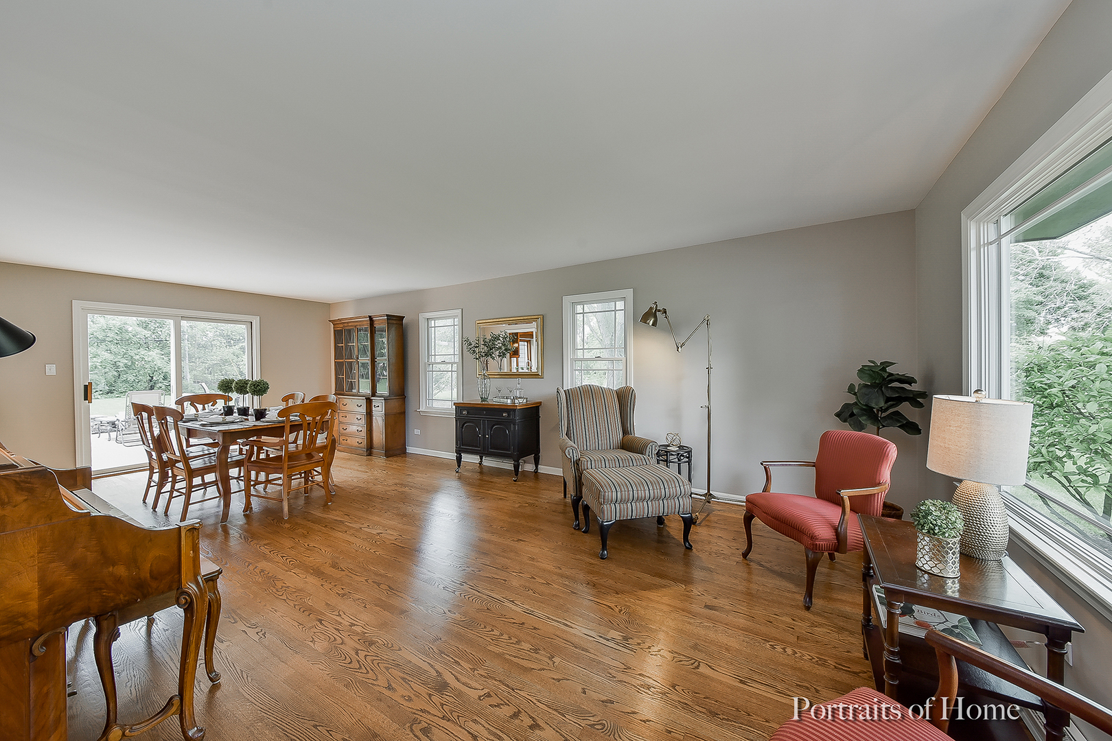 1122 Dunstan Road Geneva, IL 60134 - Photo 14 of 37 a living room with furniture and wooden floor