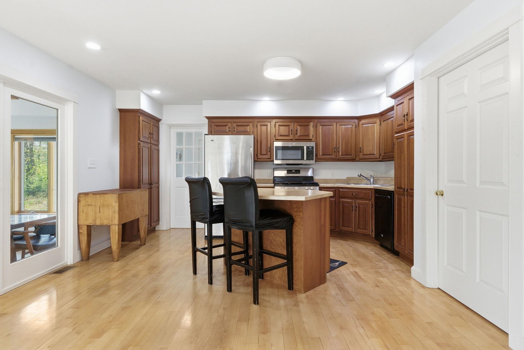 22 New Road North Hampton, NH 03862 - Photo 6 of 44