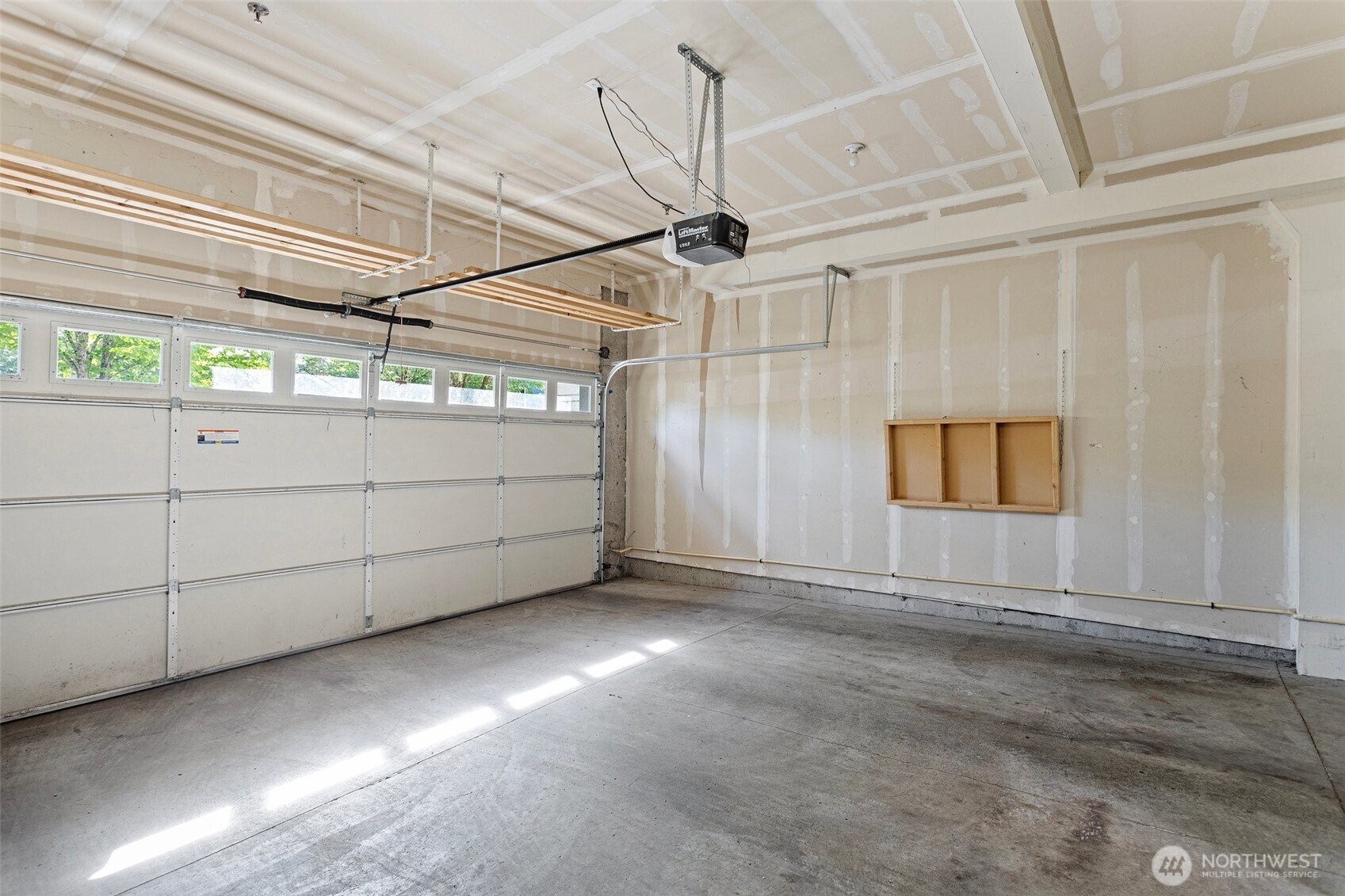 83 Sky Ridge Road Northwest Issaquah, WA 98027 - Photo 27 of 28 a view of a garage