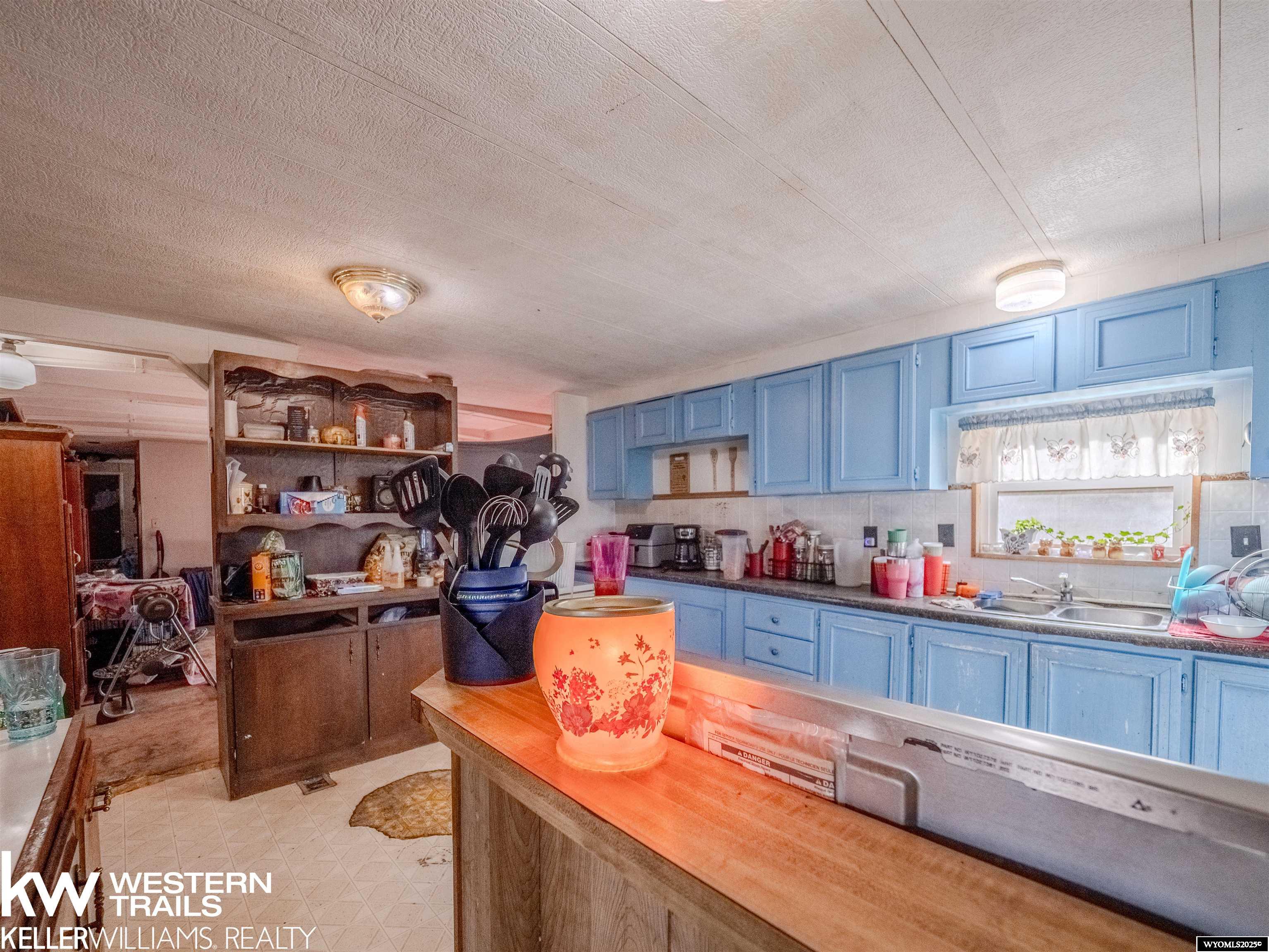 2293 Doane Lane Casper, WY 82601 - Photo 7 of 20