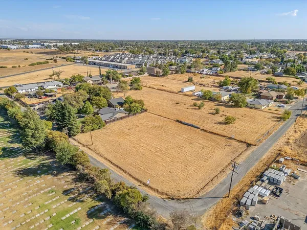 a view of an ocean view