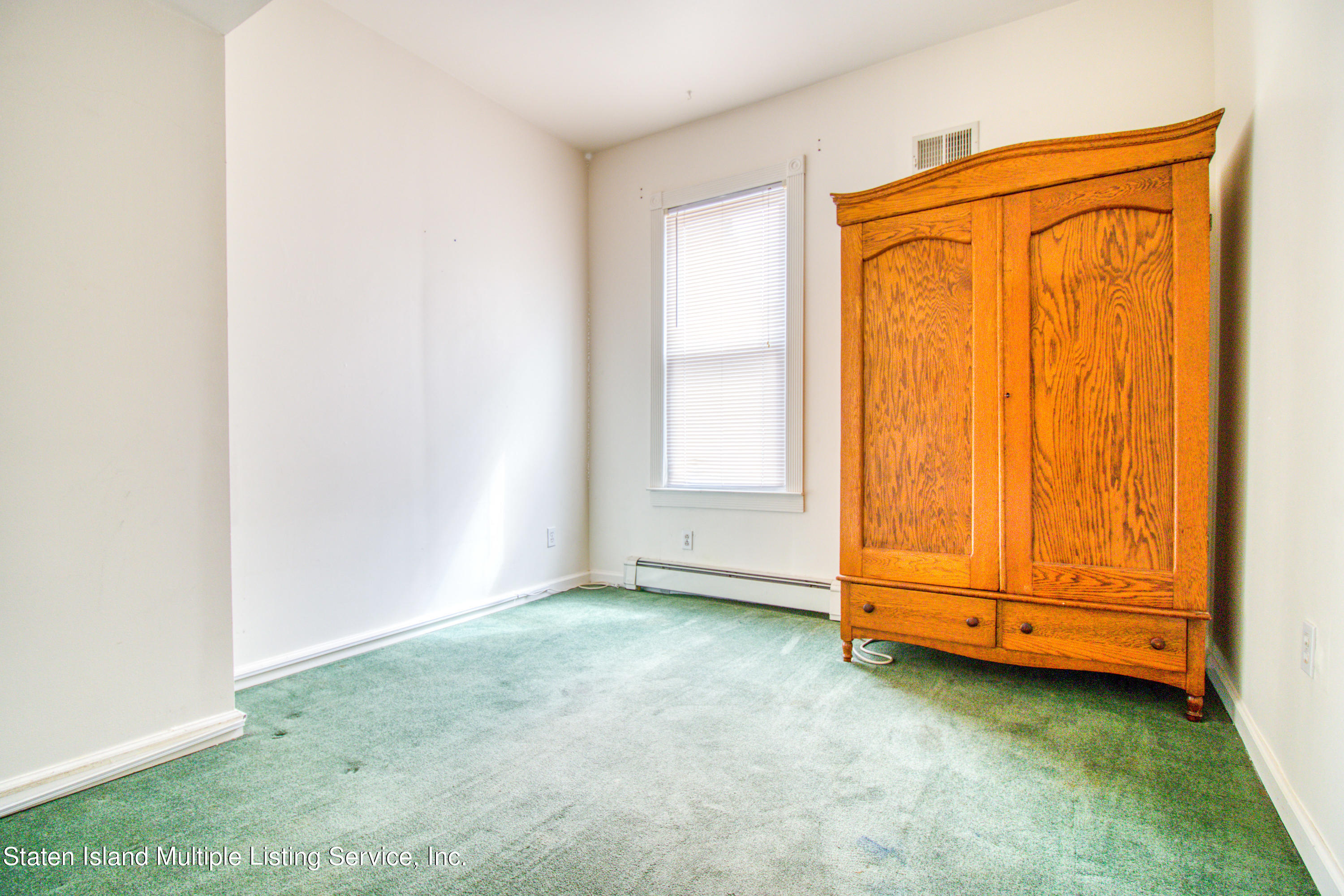 481 Clove Road Staten Island, NY 10310 - Photo 13 of 32 481 Clove Road-20