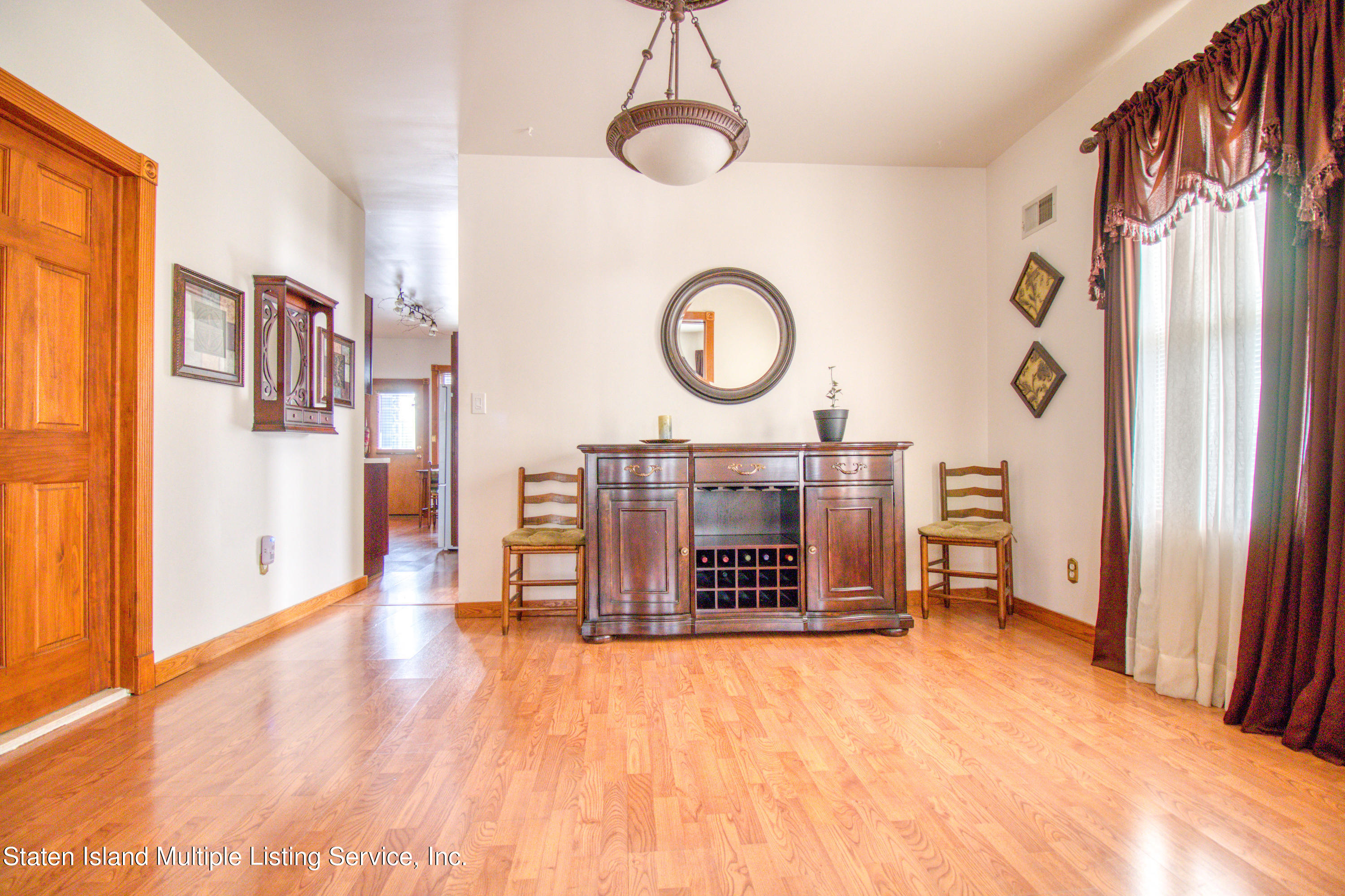 481 Clove Road Staten Island, NY 10310 - Photo 16 of 32 481 Clove Road-17