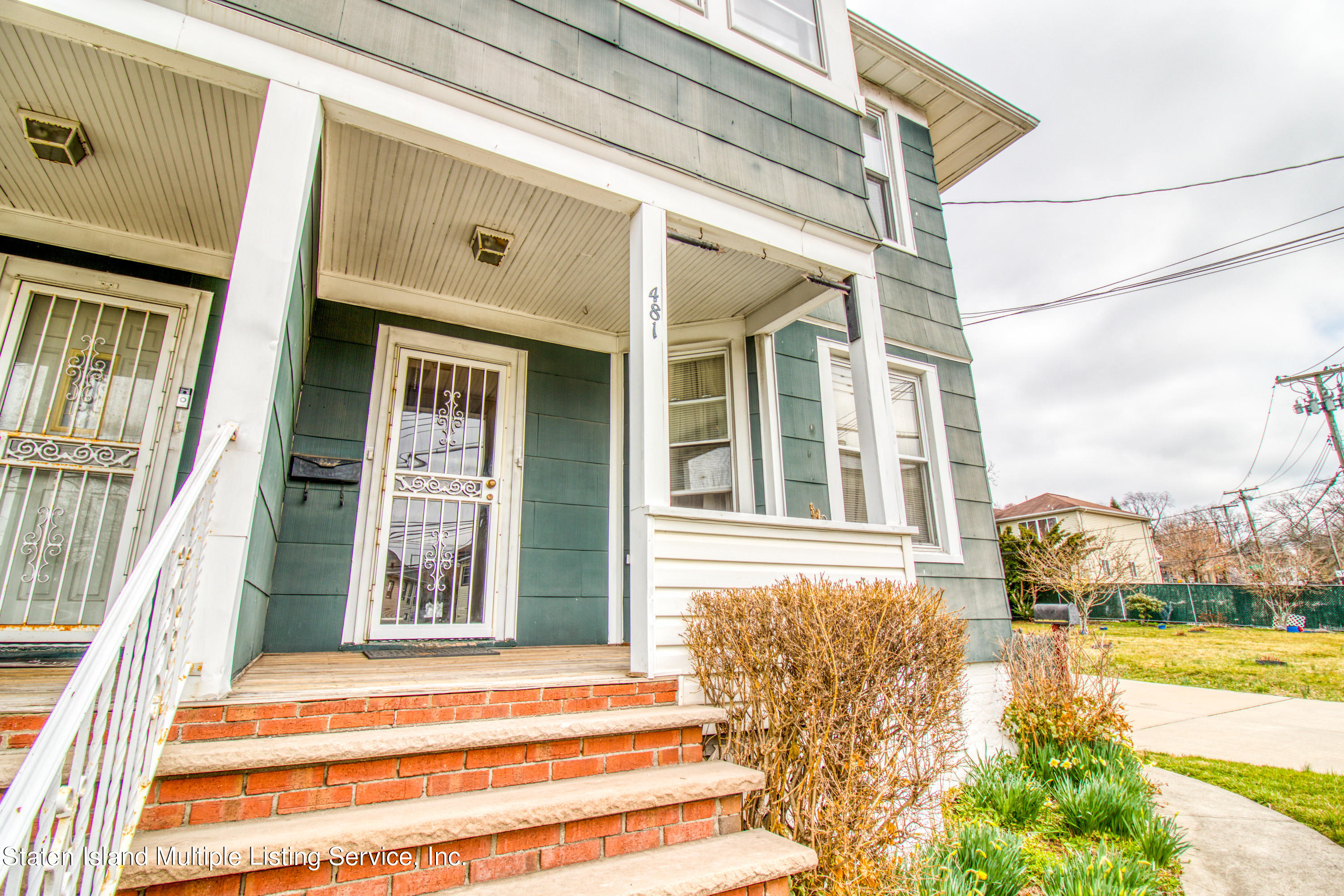 481 Clove Road Staten Island, NY 10310 - Photo 2 of 32 481 Clove Road-31