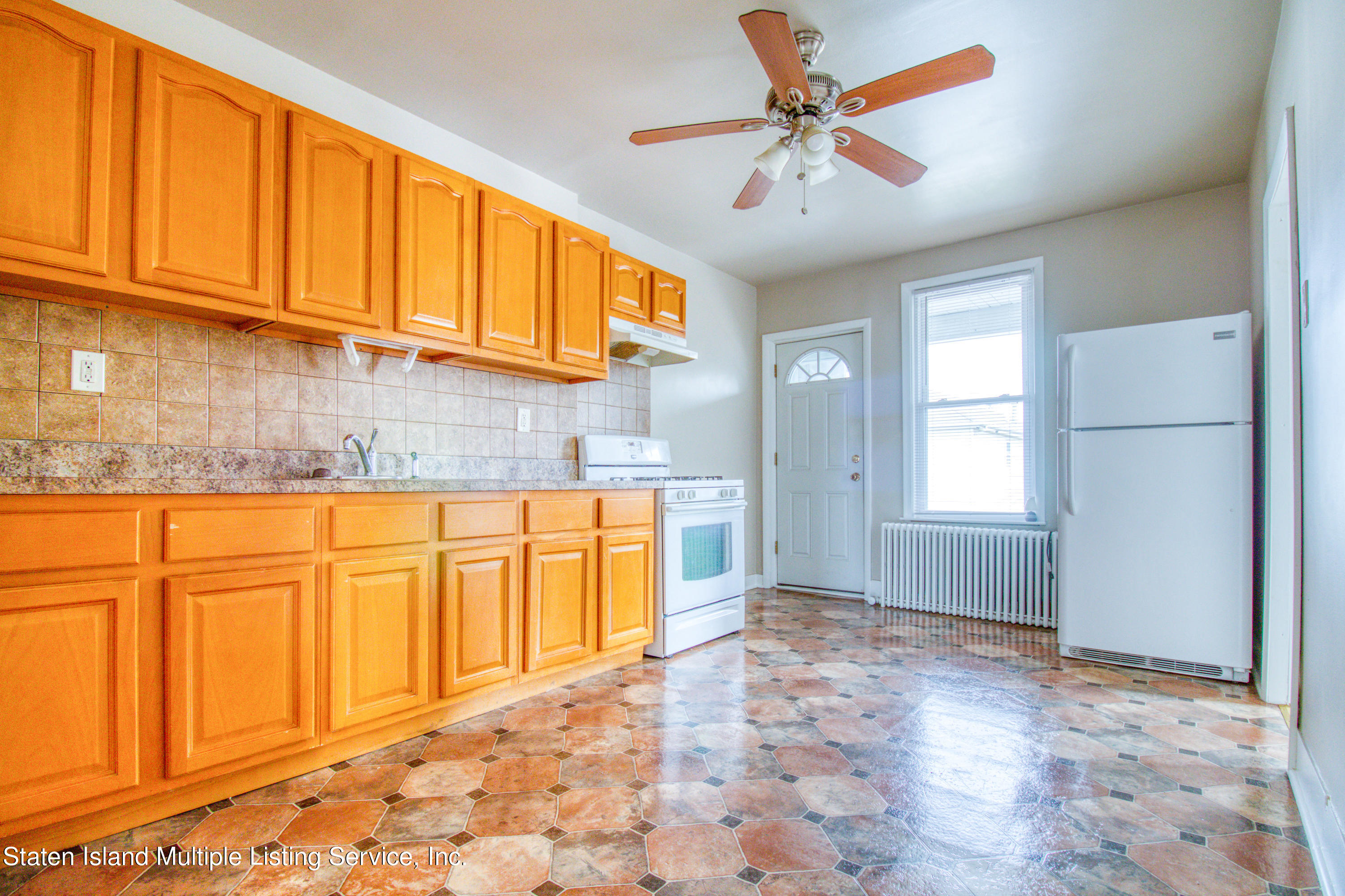 481 Clove Road Staten Island, NY 10310 - Photo 22 of 32 481 Clove Road-11