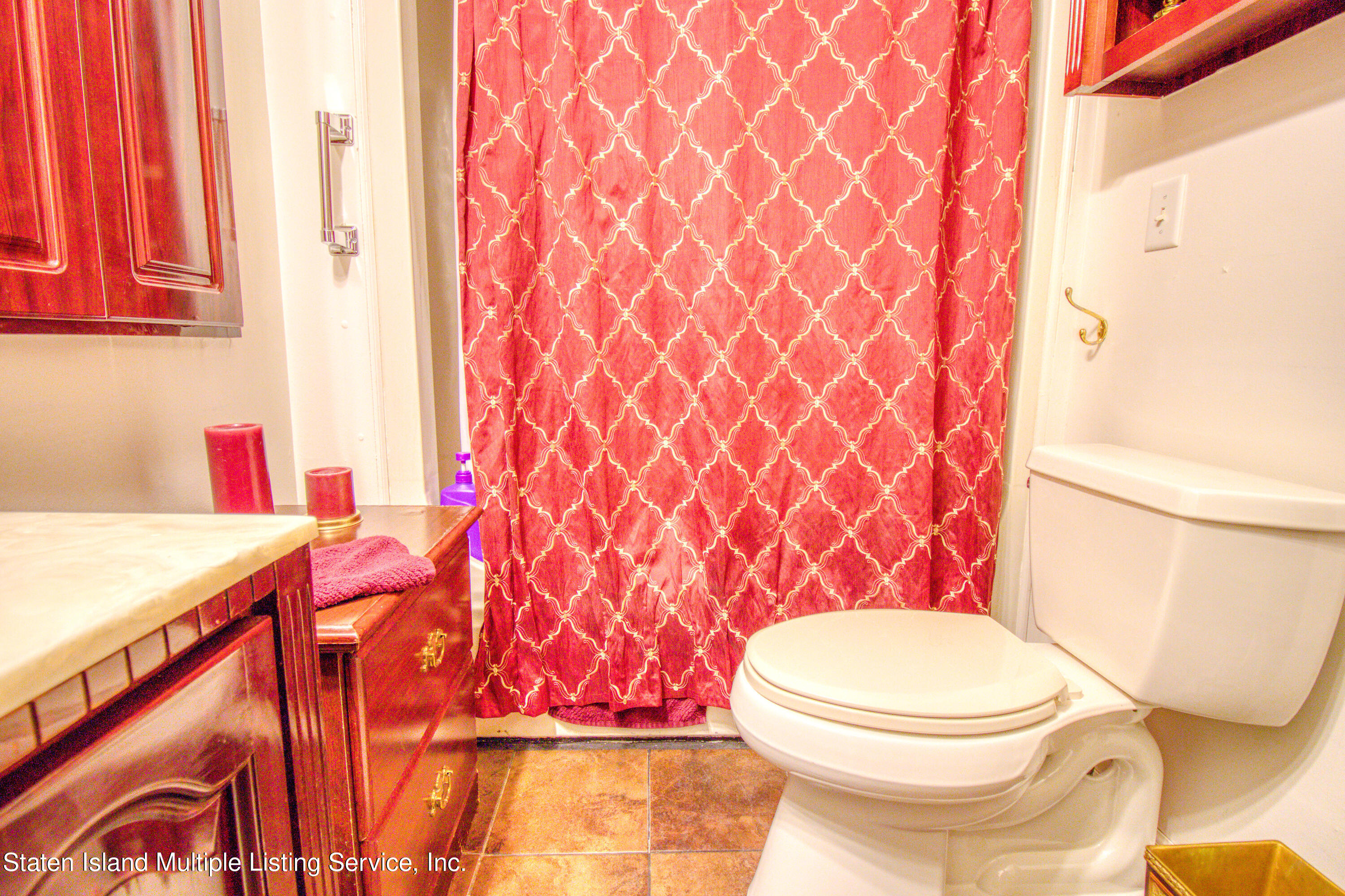 481 Clove Road Staten Island, NY 10310 - Photo 6 of 32 481 Clove Road-27