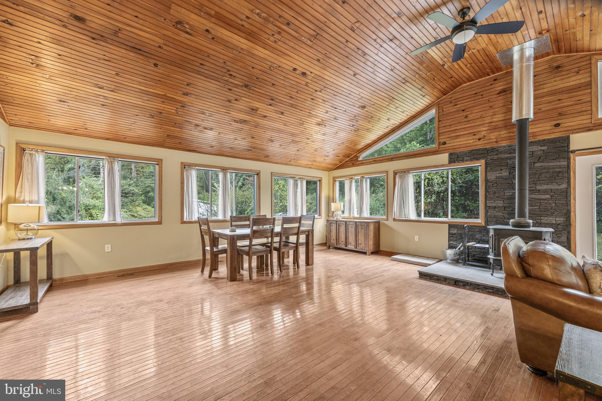 361 Printz Mill Road Luray, VA 22835 - Photo 11 of 77 Gallery Image 11