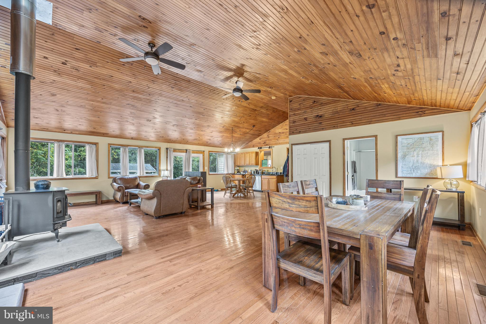 361 Printz Mill Road Luray, VA 22835 - Photo 8 of 77 Gallery Image 8