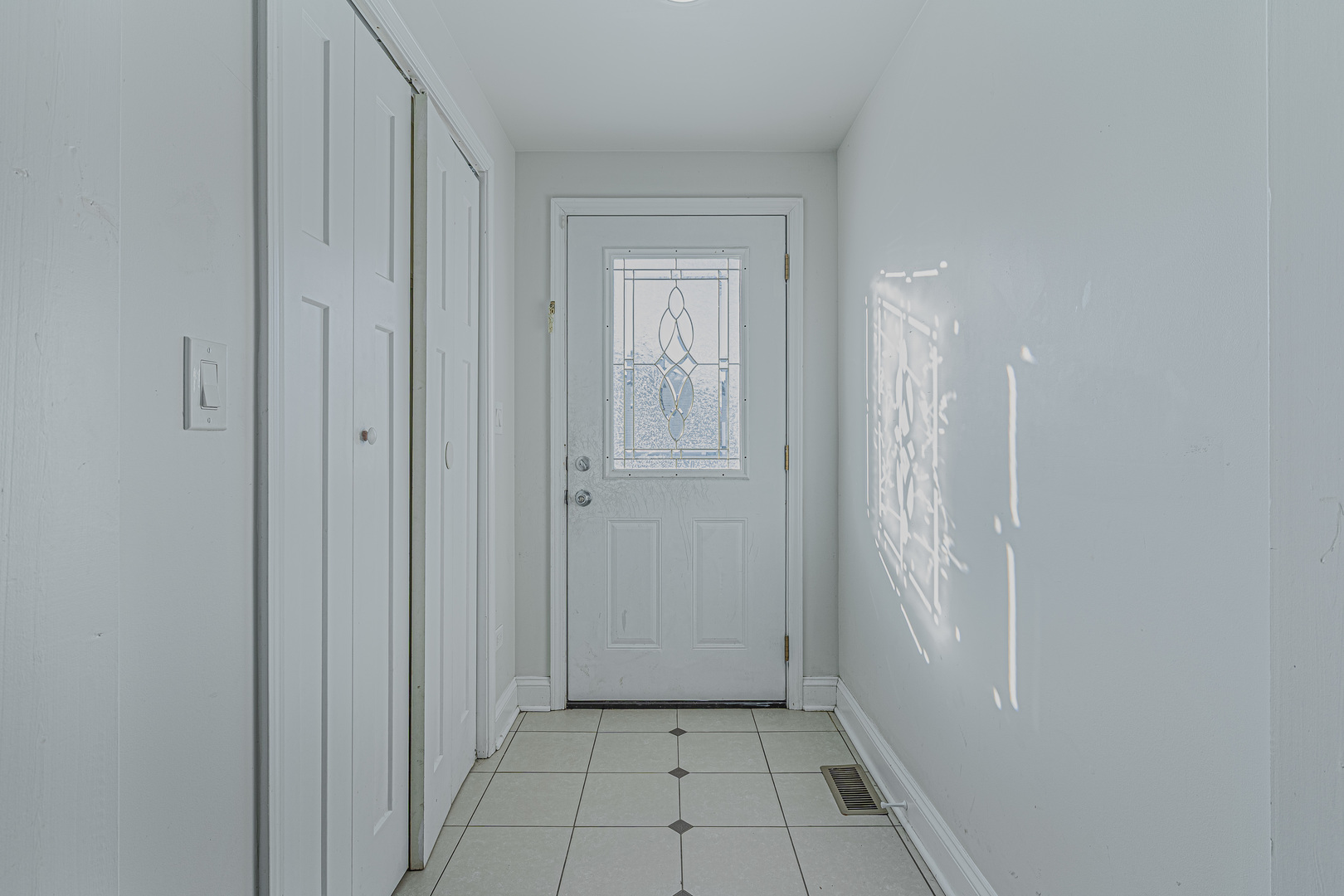 3029 Gilboa Avenue Zion, IL 60099 - Photo 13 of 27