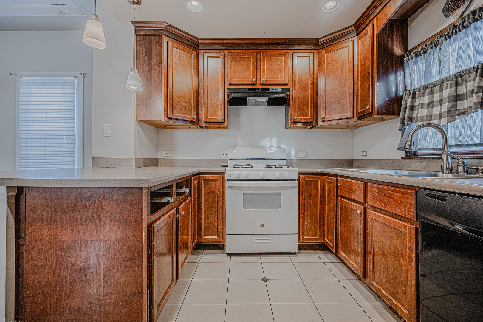 3029 Gilboa Avenue Zion, IL 60099 - Photo 9 of 27