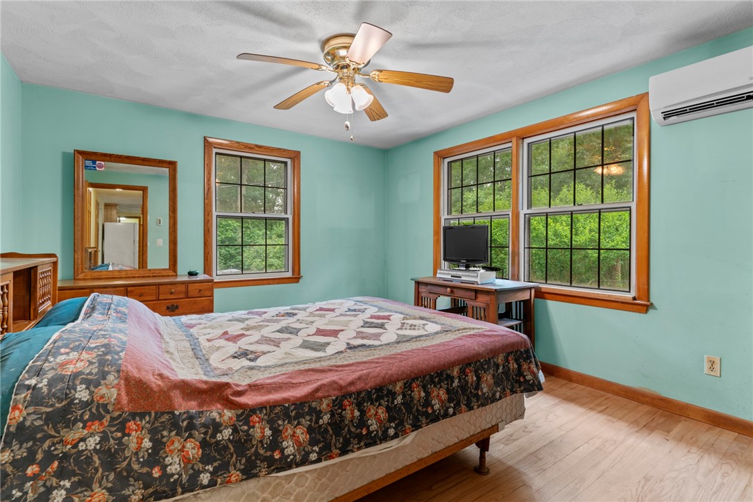 252 Log Bridge Road Coventry, RI 02816 - Photo 19 of 36 Large primary bedroom