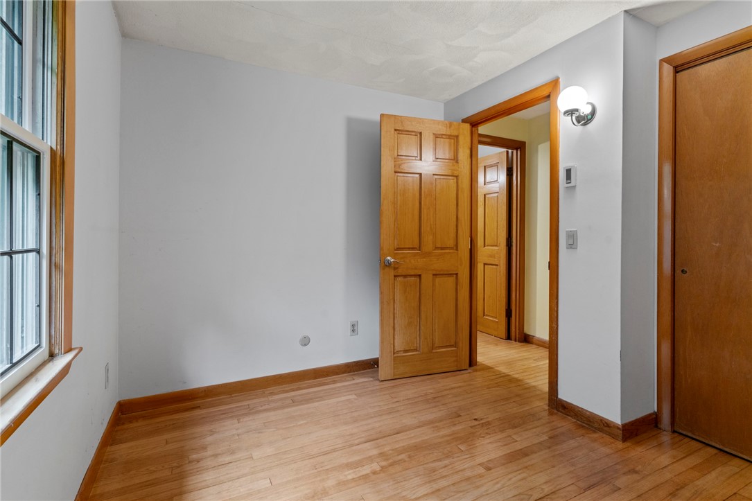 252 Log Bridge Road Coventry, RI 02816 - Photo 23 of 36 3rd bedroom