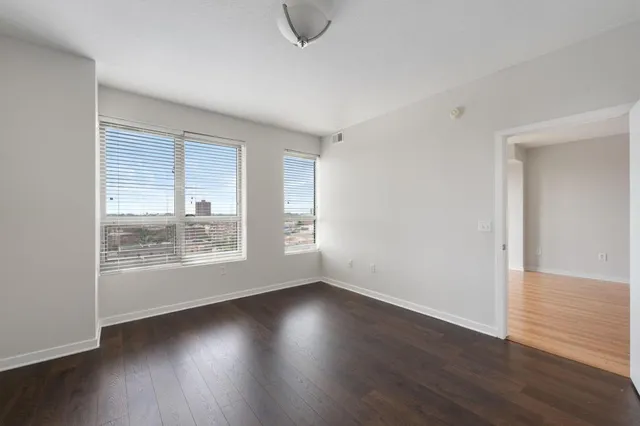 $1,595 | 929 Portland Avenue, Unit 907, Minneapolis, MN 55404