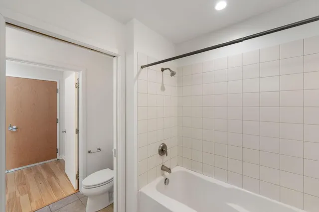 $1,595 | 929 Portland Avenue, Unit 907, Minneapolis, MN 55404