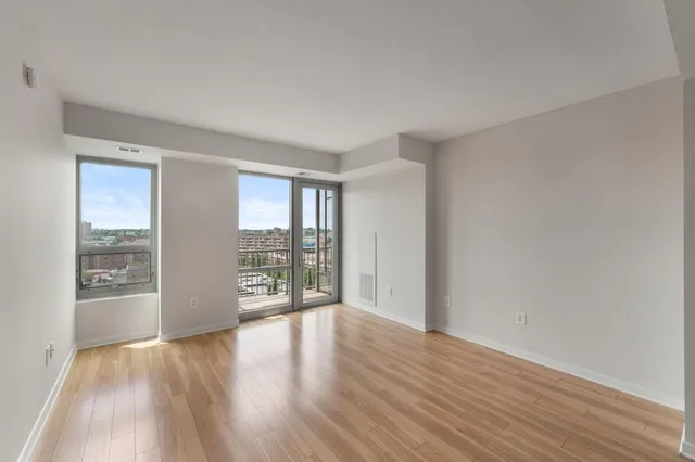 $1,595 | 929 Portland Avenue, Unit 907, Minneapolis, MN 55404
