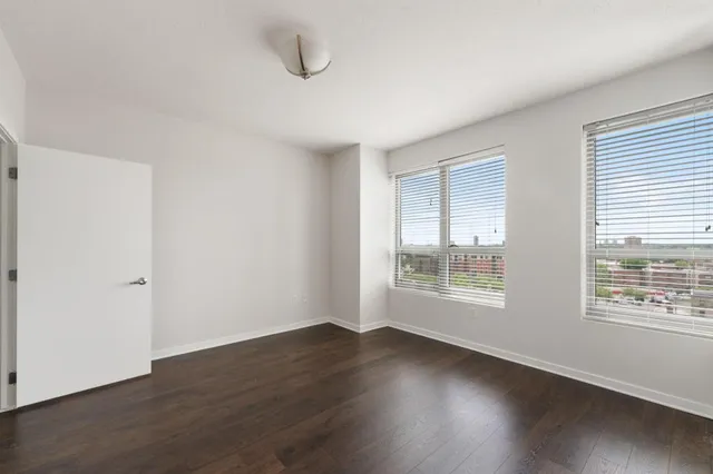 $1,595 | 929 Portland Avenue, Unit 907, Minneapolis, MN 55404