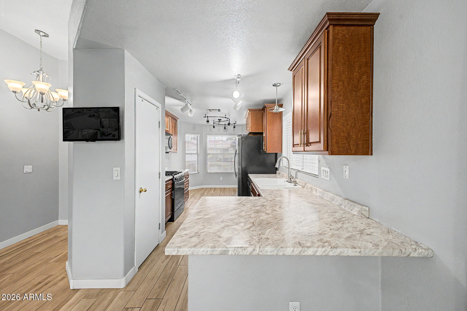 9050 West Monte Vista Road Phoenix, AZ 85037 - Photo 18 of 44