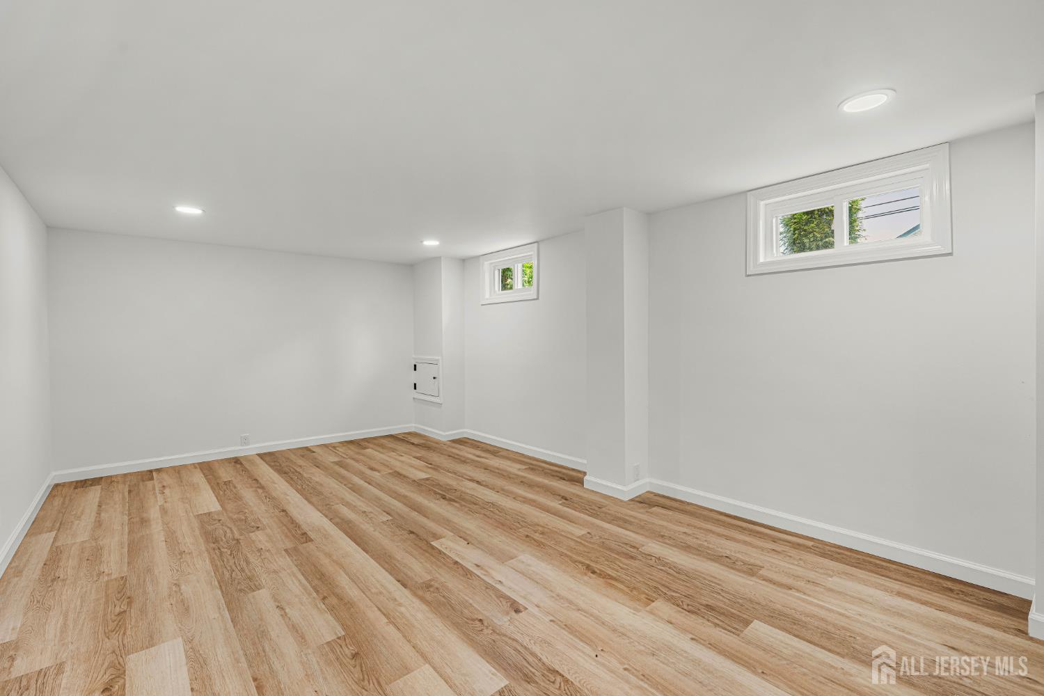 234 Old Road Sewaren, NJ 07077 - Photo 32 of 40