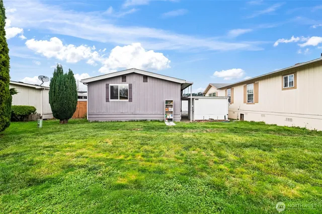$84,950 | 10522 60th St Court East, Puyallup, WA 98372