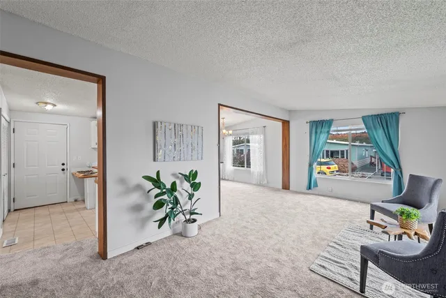 $84,950 | 10522 60th St Court East, Puyallup, WA 98372