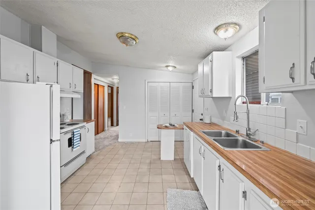 $84,950 | 10522 60th St Court East, Puyallup, WA 98372