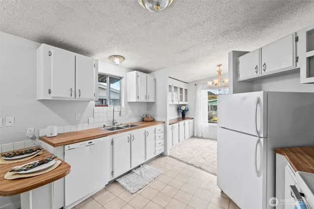 $84,950 | 10522 60th St Court East, Puyallup, WA 98372