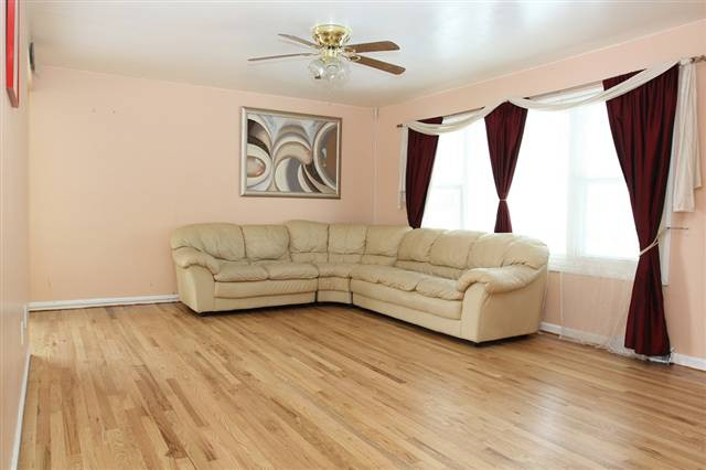 7 Meadowbrook Road Watervliet, NY 12189 - Photo 6 of 12 Photo 6