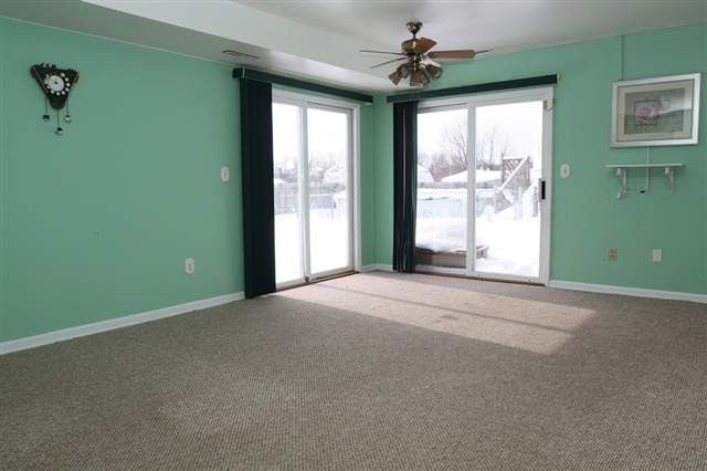 7 Meadowbrook Road Watervliet, NY 12189 - Photo 7 of 12 Photo 7