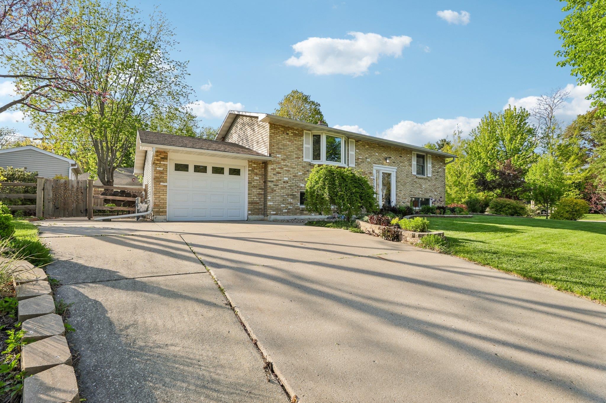 1620 Maple Street Middleton, WI 53562 - Photo 53 of 58
