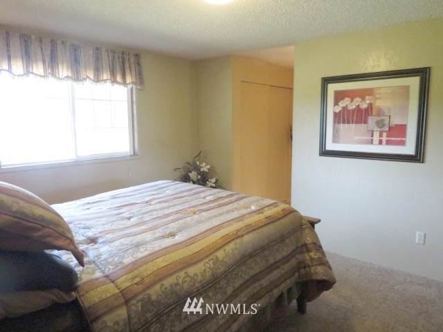 8629 Bender Road Lynden, WA 98264 - Photo 17 of 24 Gallery Image 17