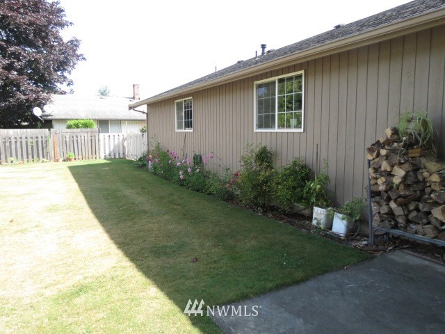 8629 Bender Road Lynden, WA 98264 - Photo 19 of 24 Gallery Image 19