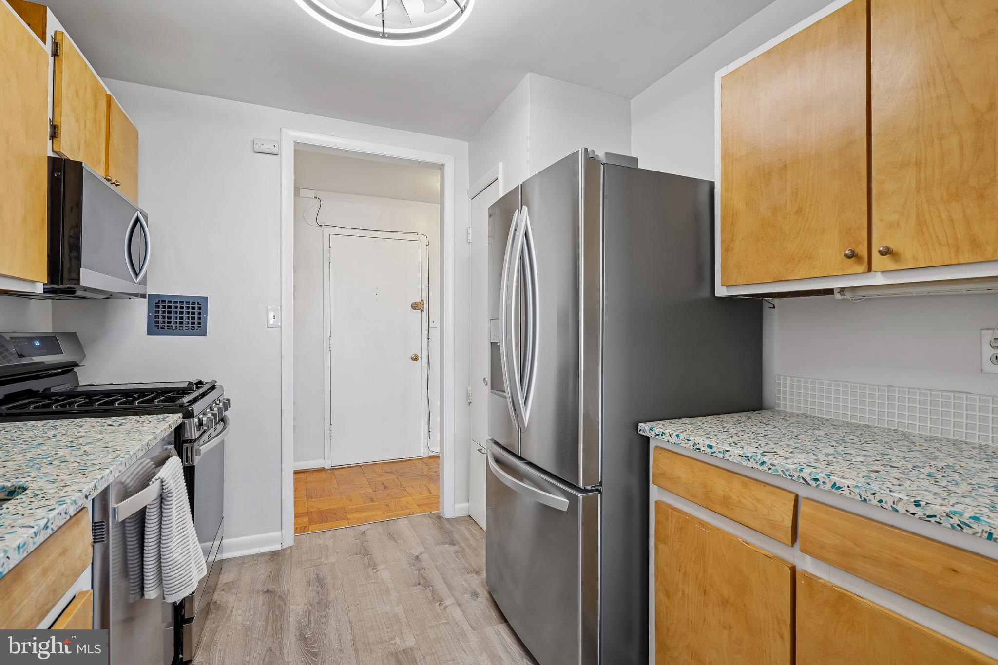 4343 Cherry Hill Road, Unit 705 Arlington, VA 22207 - Photo 22 of 41 Appliances (2025)