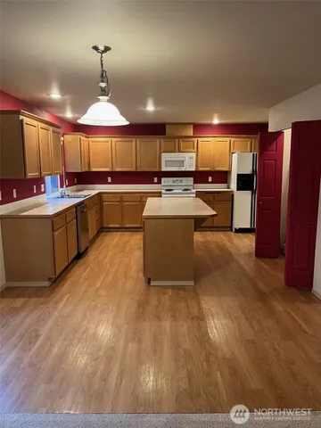 $3,000 | 26805 233rd Court Southeast, Maple Valley, WA 98038