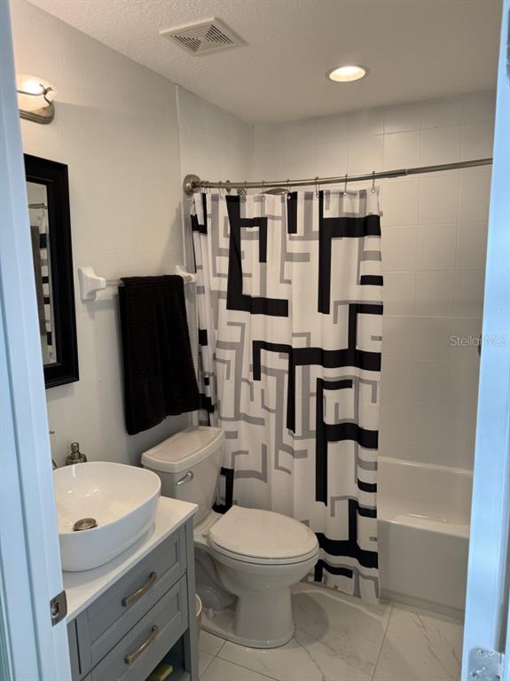 7194 Key Haven Road, Unit 504 Seminole, FL 33777 - Photo 10 of 12