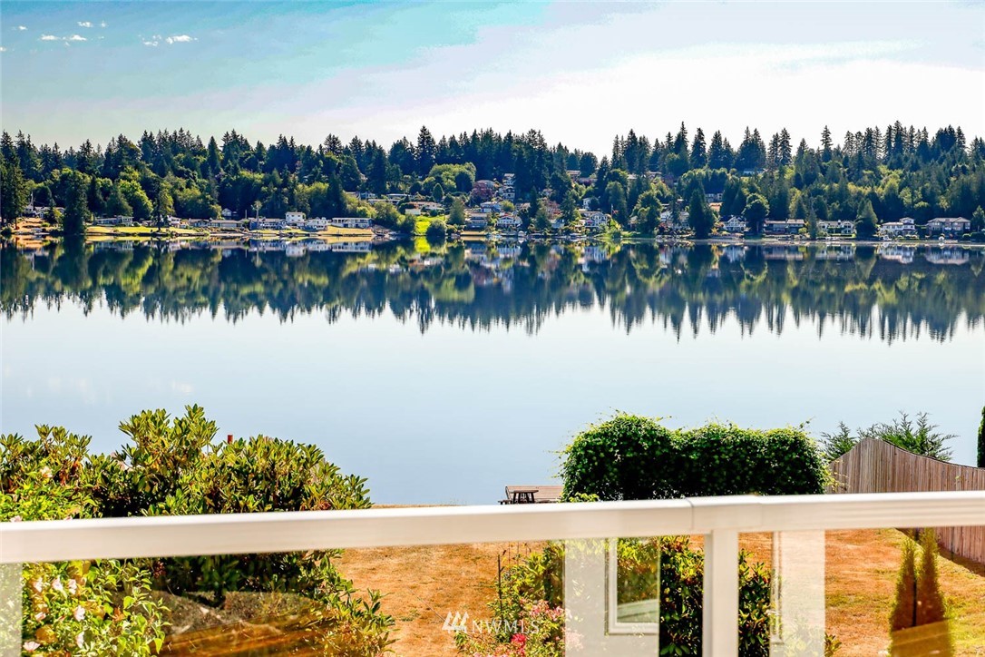 1186 Kitsap Lake Road Northwest Bremerton, WA 98312 - Photo 12 of 32
