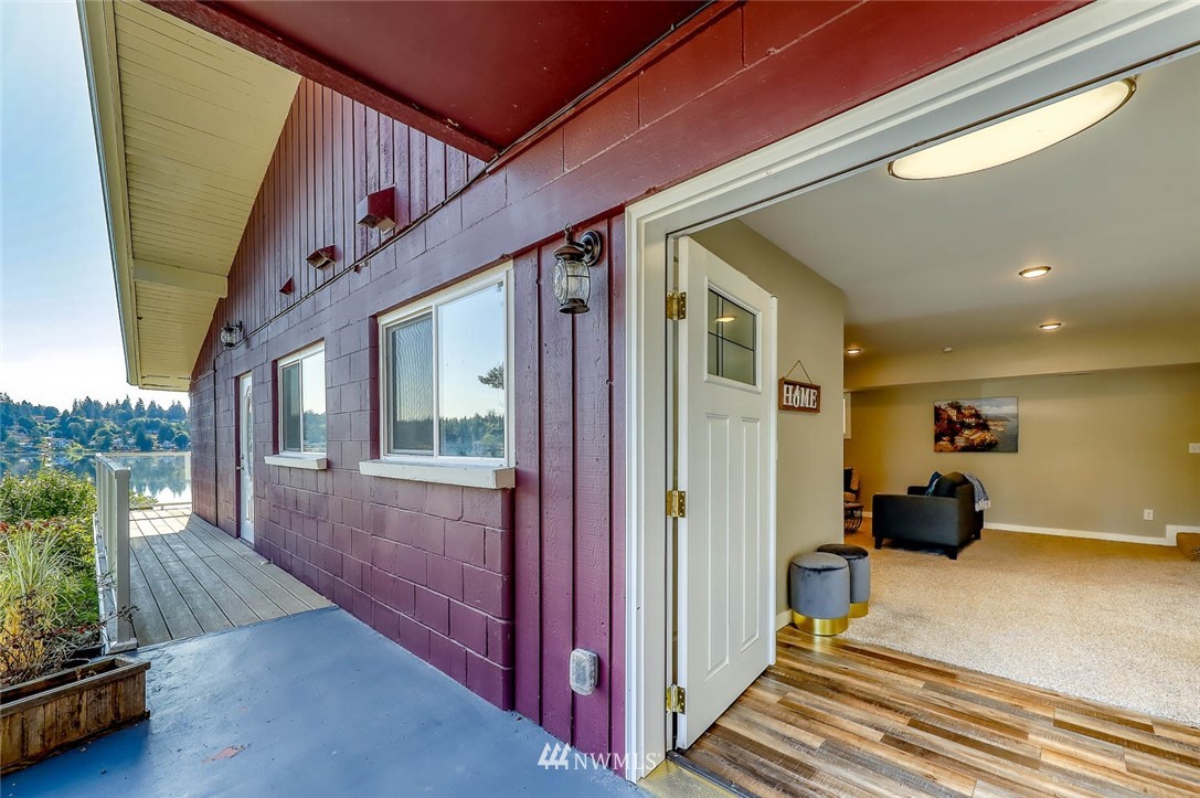 1186 Kitsap Lake Road Northwest Bremerton, WA 98312 - Photo 7 of 32