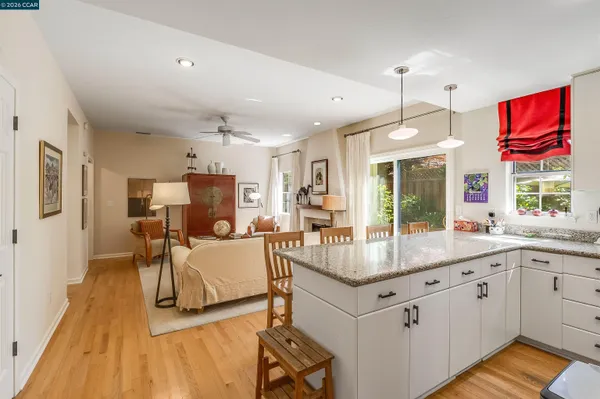 $879,000 | 408 Fraga Court, Martinez, CA 94553