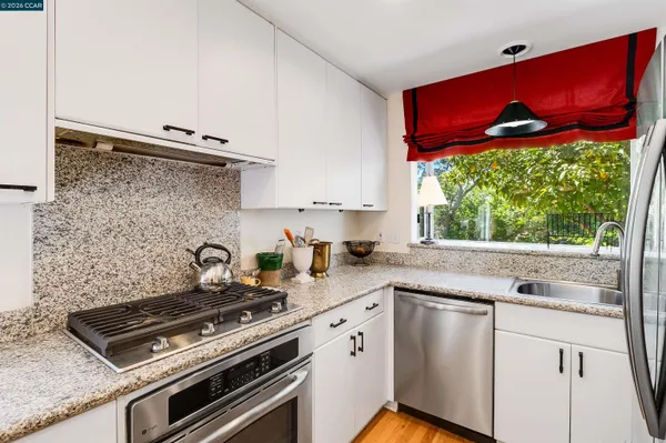 $879,000 | 408 Fraga Court, Martinez, CA 94553