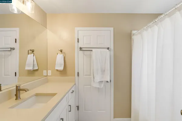 $879,000 | 408 Fraga Court, Martinez, CA 94553